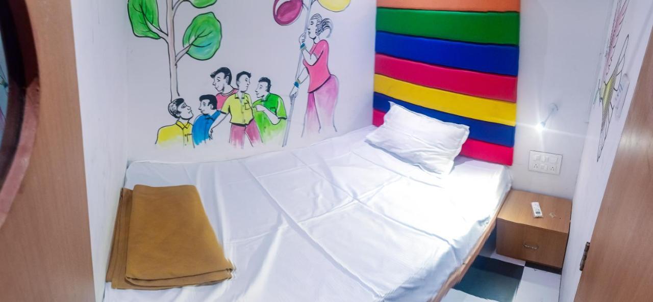 Auberge de jeunesse Solo Backpacker à Bombay Extérieur photo